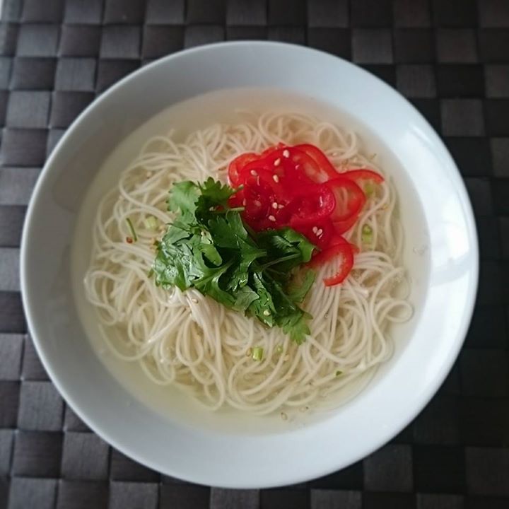 塩みかん風味のそうめん　青みかん